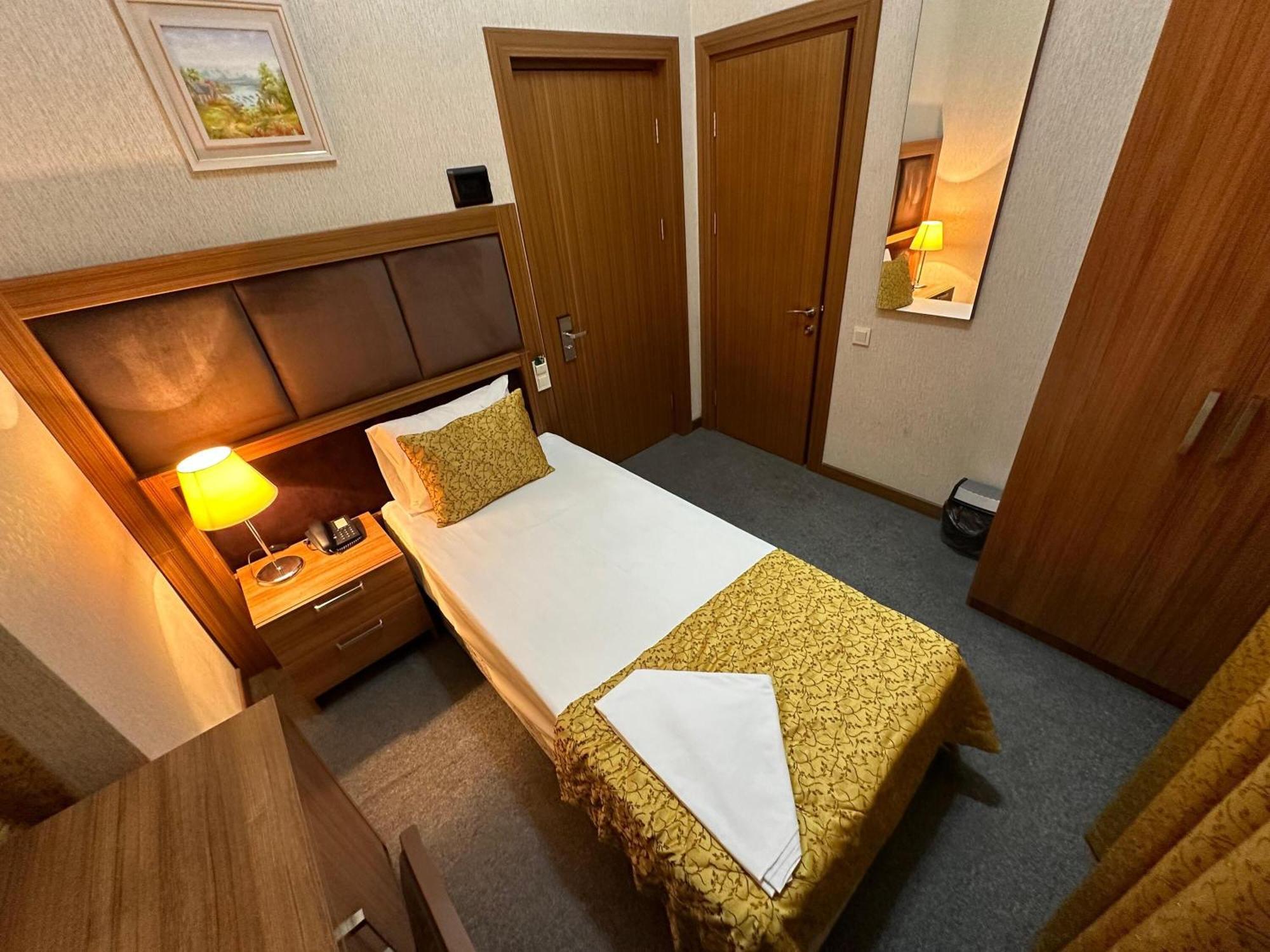 Turkiye Hotel - Free Massage Baku Cameră foto